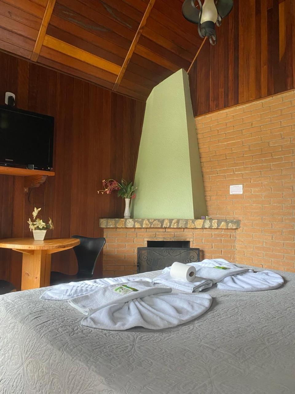 Pousada Serras De Monte Verde 몬테베르데 외부 사진